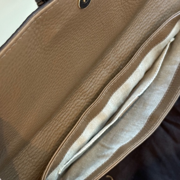 GUCCI SNAKESKIN CLUTCH - Picture 11 of 13